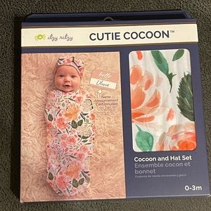 Itzy Ritzy Cutie Cocoon.